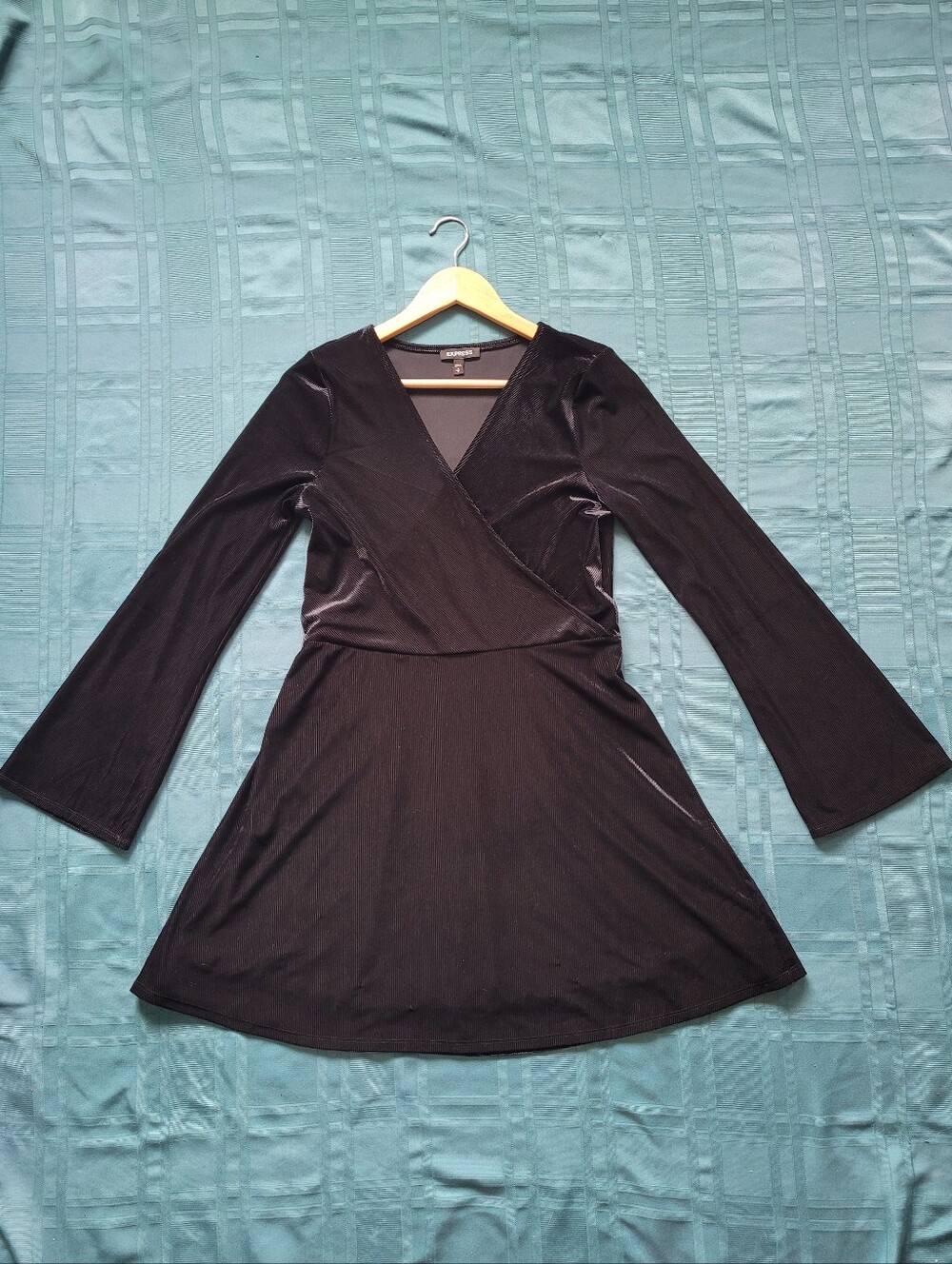 Express Black Velvet Faux Wrap Bell Sleeve Dress Size M Goth Whimsigoth Fall